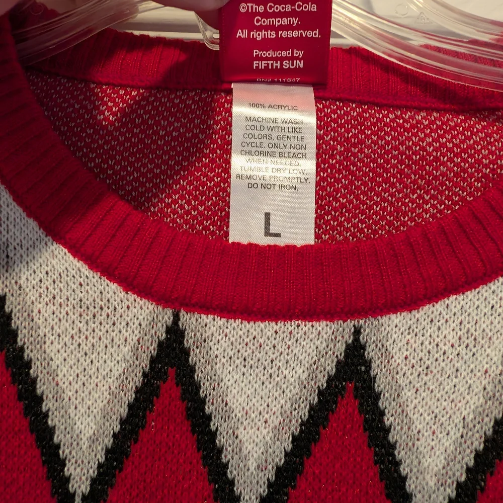 Coca Cola Red and White Crewneck Sweater with Polar Bear Design - Picture 5 of 8